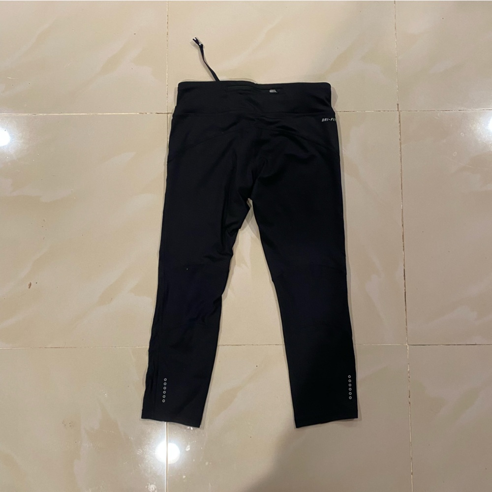 Nike Capris - Picture 3 of 3